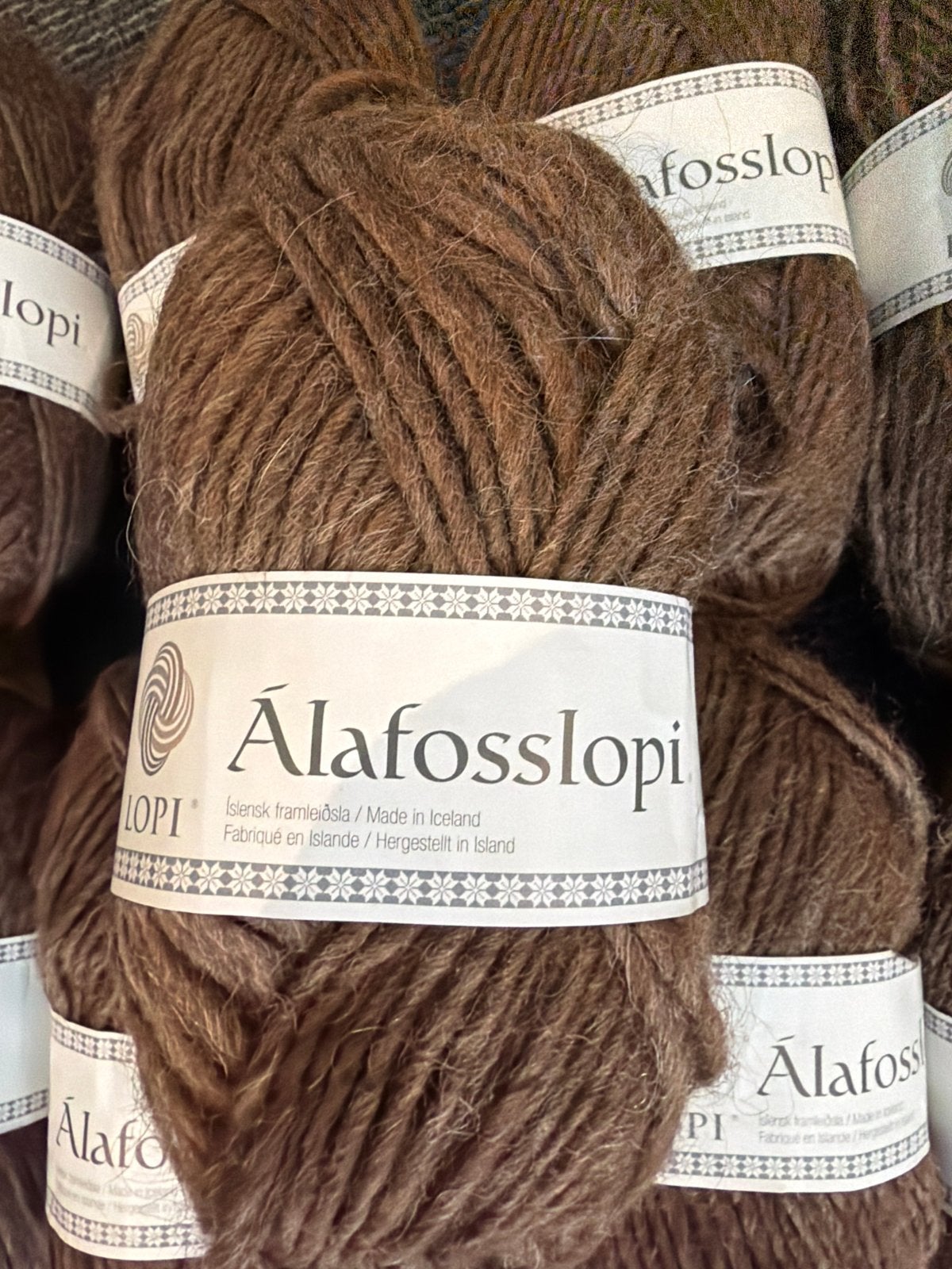 Álafosslopi IJslandse wol - 9 bollen bruin, Ophalen of Verzenden, Nieuw, Breien, Wol of Garen