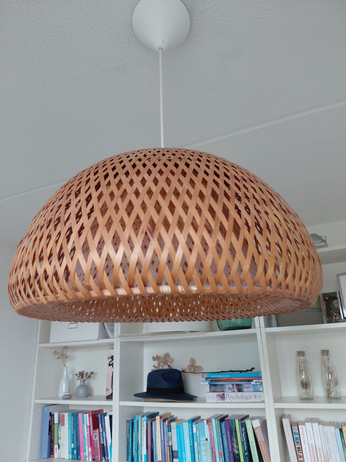 IKEA Böja hanglamp bamboe, Huis en Inrichting, Bohemian, Scandinavisch, Natuurlijk materiaal, Zo goed als nieuw, E27 (groot)