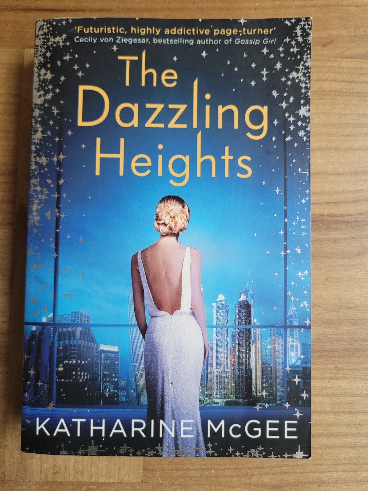The Dazzling Heights - Katharine McGee (Engels), Ophalen of Verzenden, Zo goed als nieuw, Katharine McGee, Europa overig