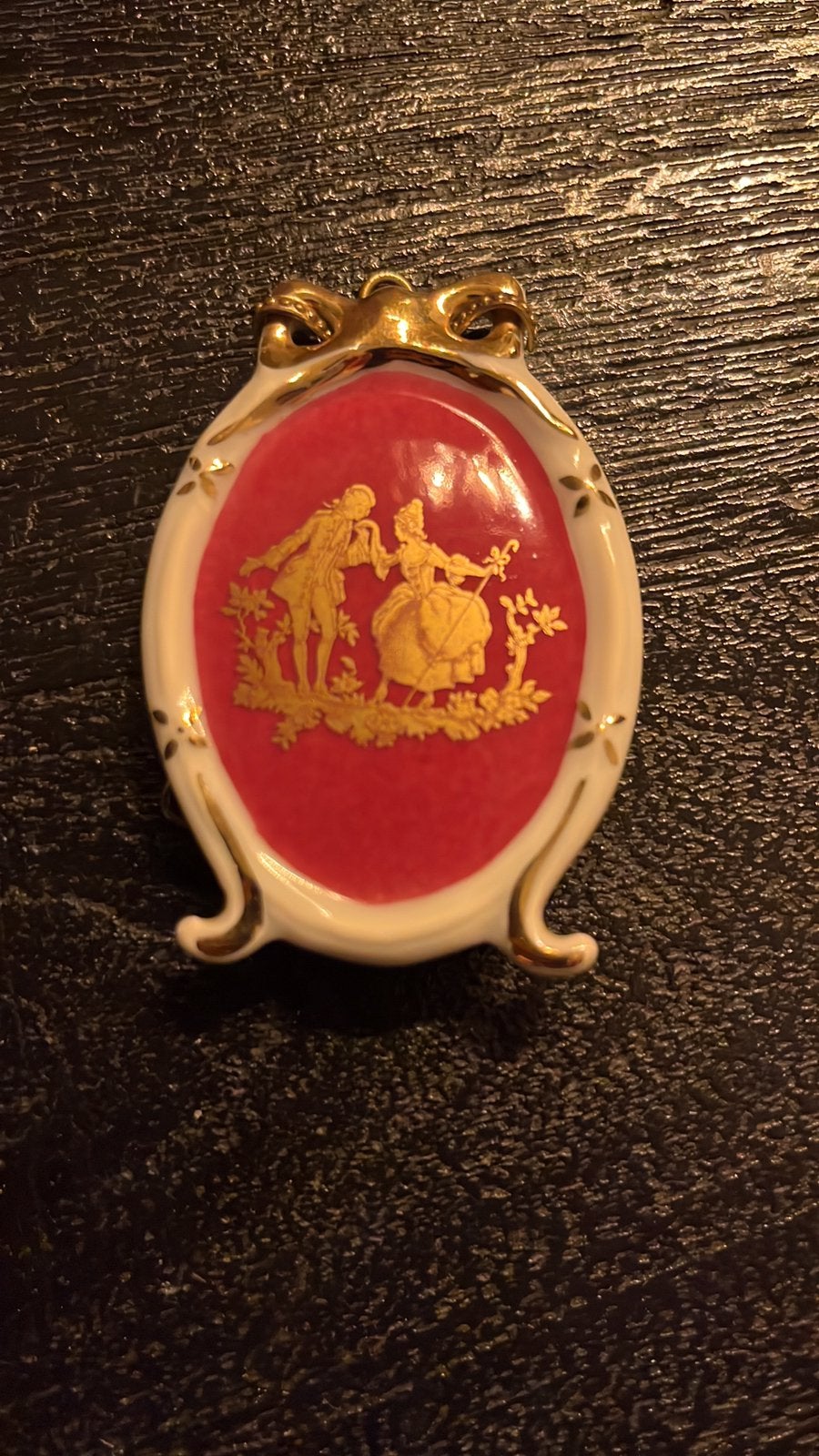Limoges standaardtje , zie foto staat de maat, Verzamelen, Efteling, Ophalen of Verzenden, Zo goed als nieuw, Beeldje of Poppetje