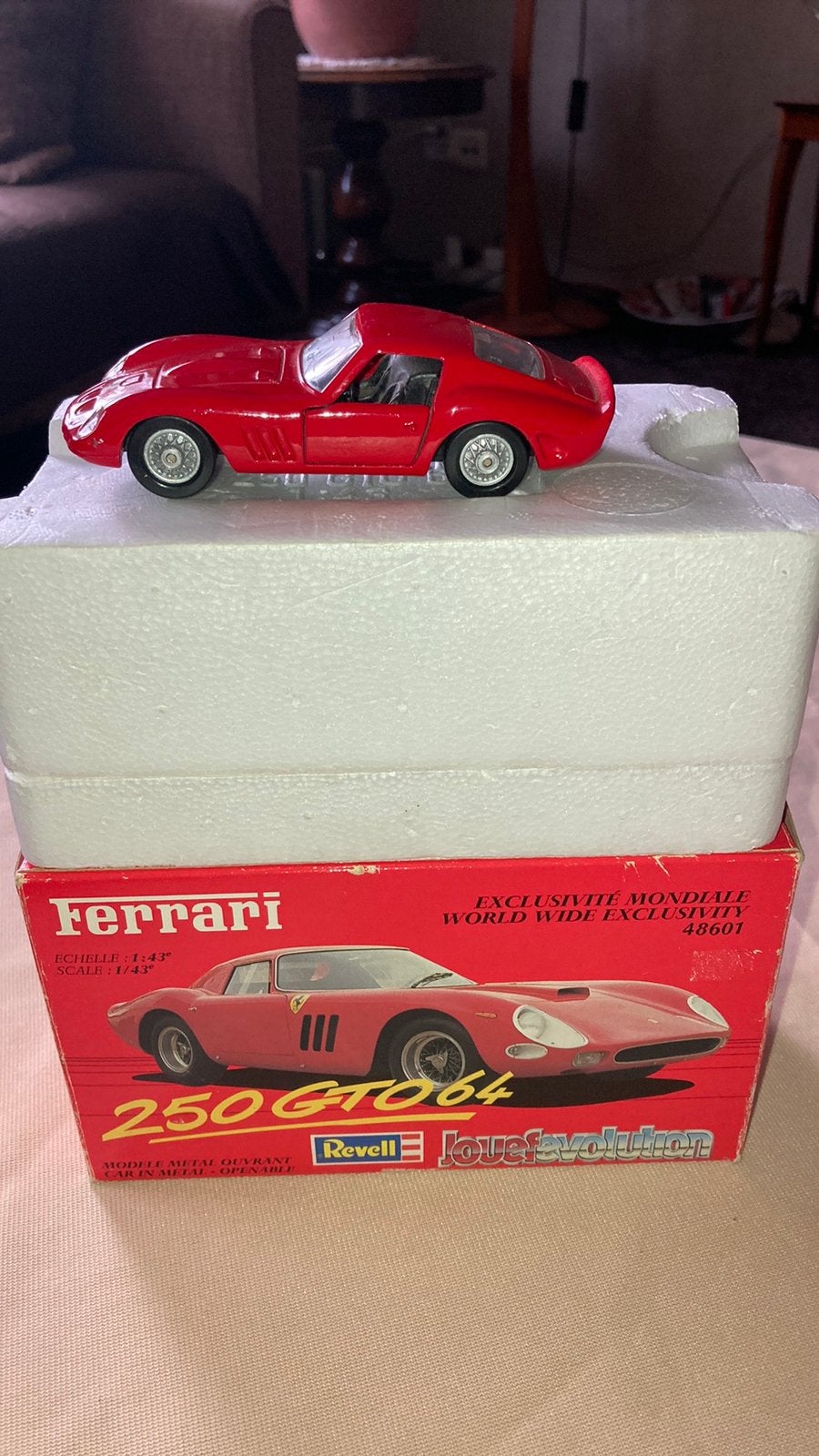Ferrari model auto 250 Gto 64 10,00 euro, Ophalen of Verzenden, Zo goed als nieuw, Auto