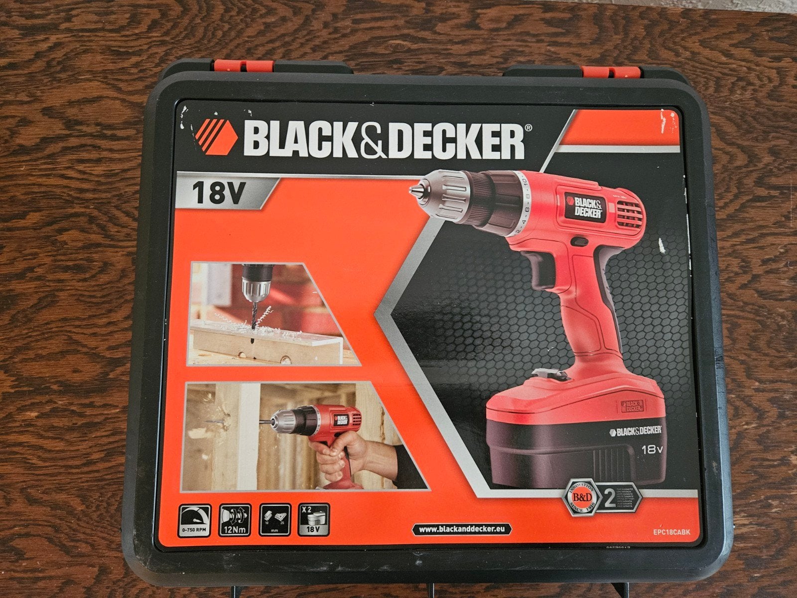 Black&Decker accu/schroef boormachine, Ophalen of Verzenden, Zo goed als nieuw, Boor- en Schroefmachine