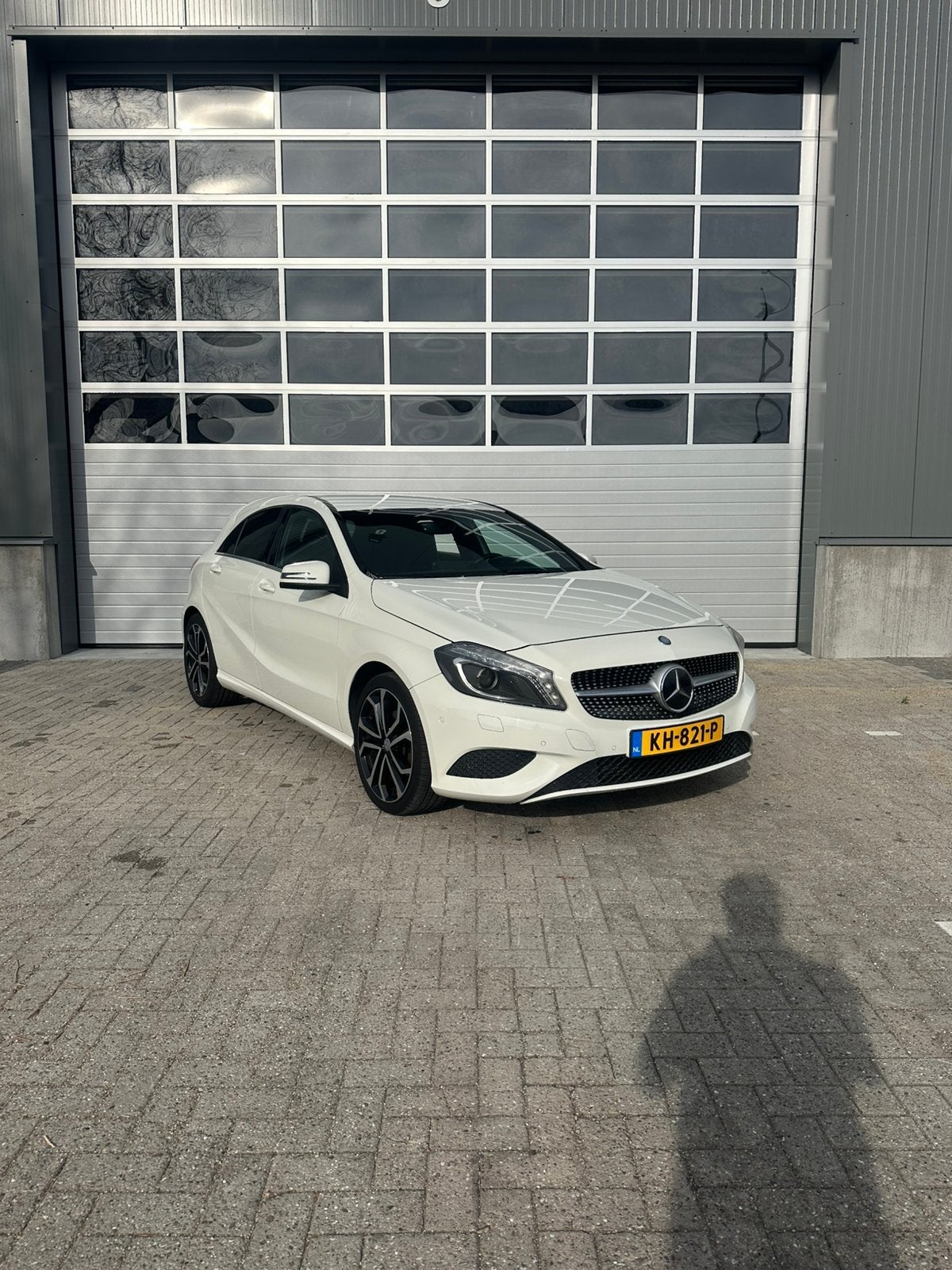 Mercedes-Benz A-Klasse 2015 Wit Stoelverwarming, Auto's, Voorwielaandrijving, 4 cilinders, 1595 cc, 1200 kg