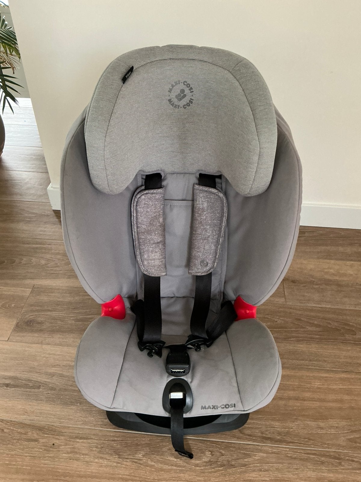 Maxi Cosi Titan autostoeltje Isofix, Kinderen en Baby's, Autostoeltjes, Ophalen, Verstelbare rugleuning, Gebruikt, 9 t/m 36 kg