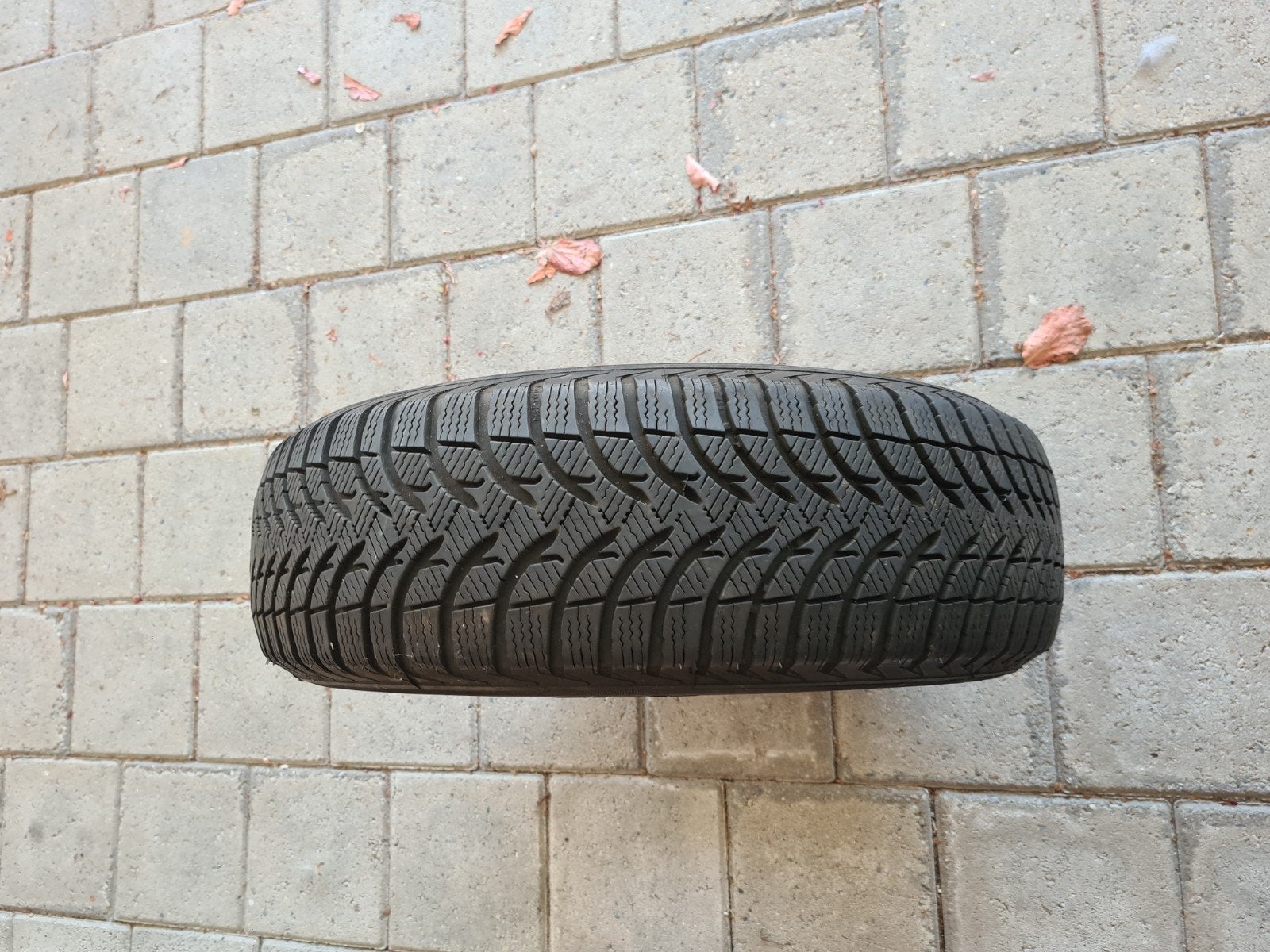 Nieuwe Michelin autoband 185/60 R15 88H Extra Load, Ophalen, Nieuw