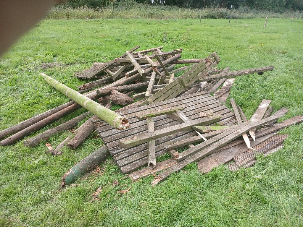 Te koop gratis tuinhout., Gebruikt, 25 tot 50 mm, 250 tot 300 cm, Plank
