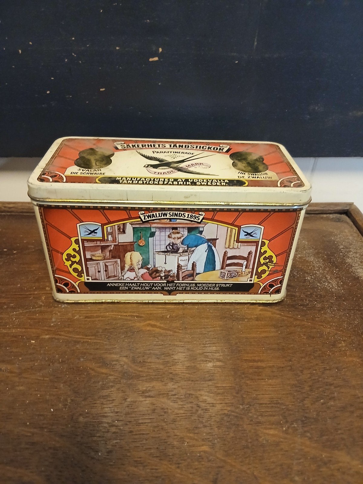 Vintage Zwaluw Lucifers Blik - Sakkerhets Tandstickor, Antiek en Kunst, Ophalen of Verzenden