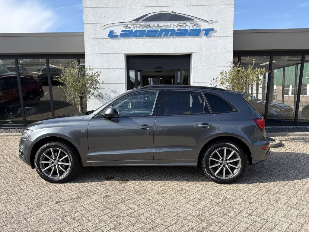 Audi Q5 2.0 TFSI Quattro Adrenalin Sport | S-Line | Trekhaak, Auto's, Gebruikt, 4 cilinders, Leder en Stof, 14 km/l