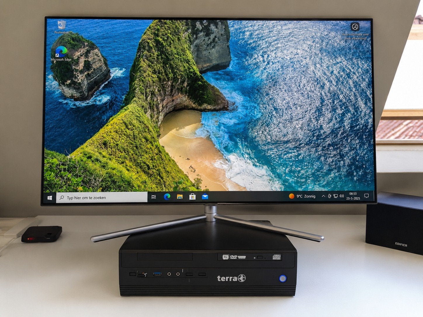 Desktop pc Intel i3 240GB 3,7GHz 8GB ram Windows 10 Pro, 8 GB, Ophalen of Verzenden, Zo goed als nieuw, Terra