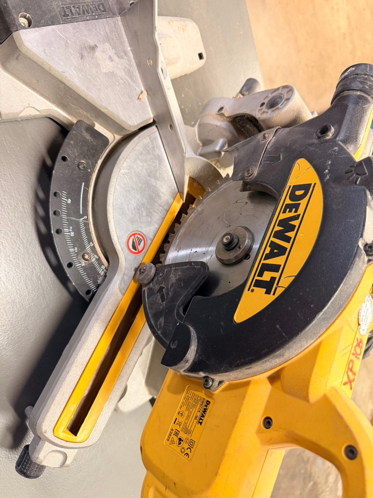 DeWalt Afkortzaag, Ophalen, Gebruikt, Overige typen