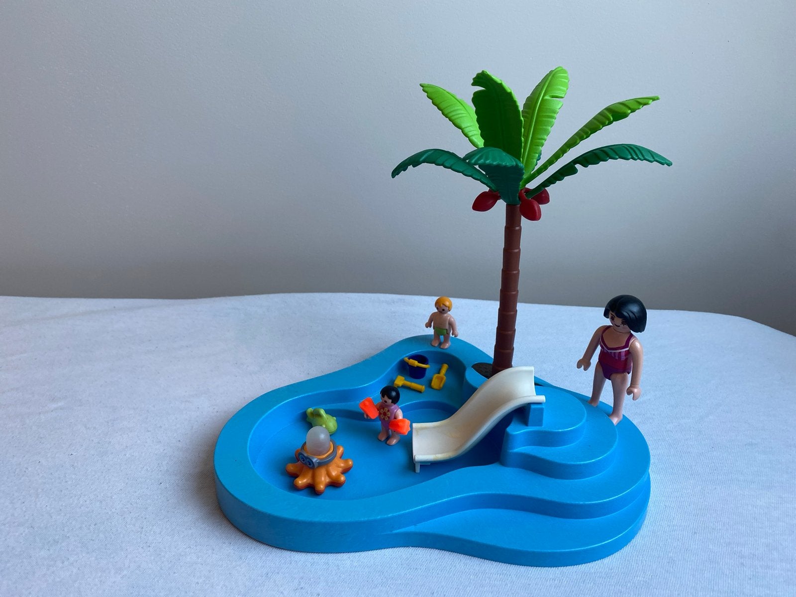 Playmobil 6673 Zwembad met glijbaan en palmboom, Gebruikt, Complete set, Overige typen, Ophalen of Verzenden