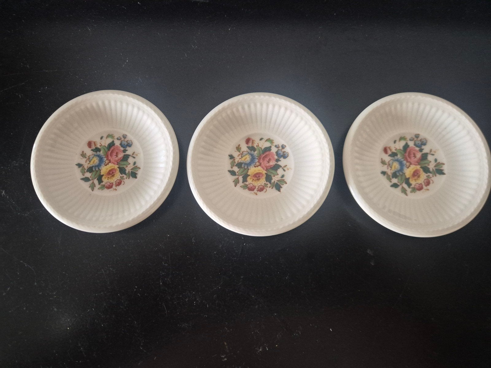 Conway wedgewood, Ophalen of Verzenden, Zo goed als nieuw, Porselein, Bord(en)