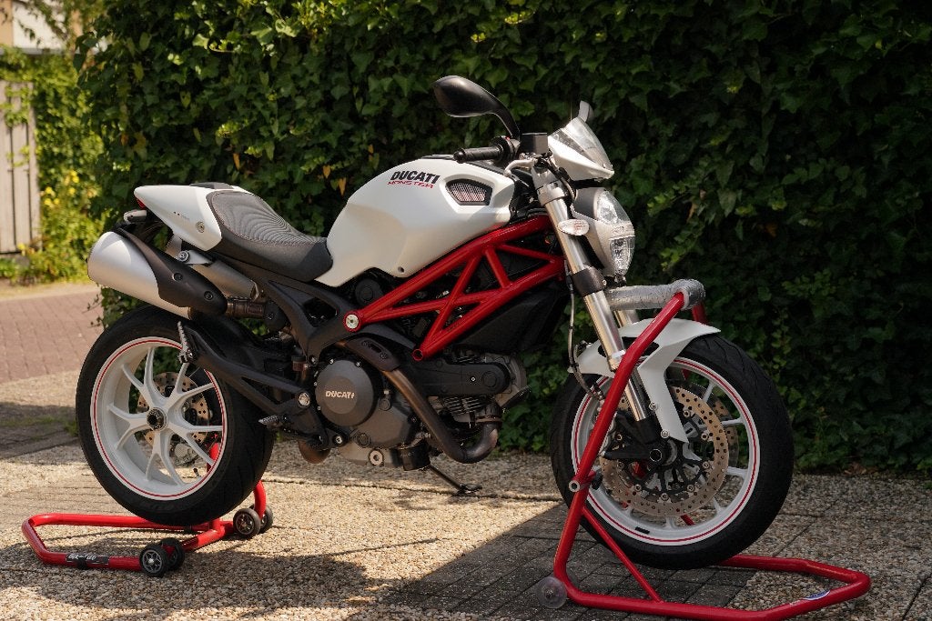 Ducati Monster 796 A2 Lage Kilometerstand, Motoren, Motoren | Ducati, 2 cilinders, Occasion, Particulier, Minimaal motorrijbewijs A2