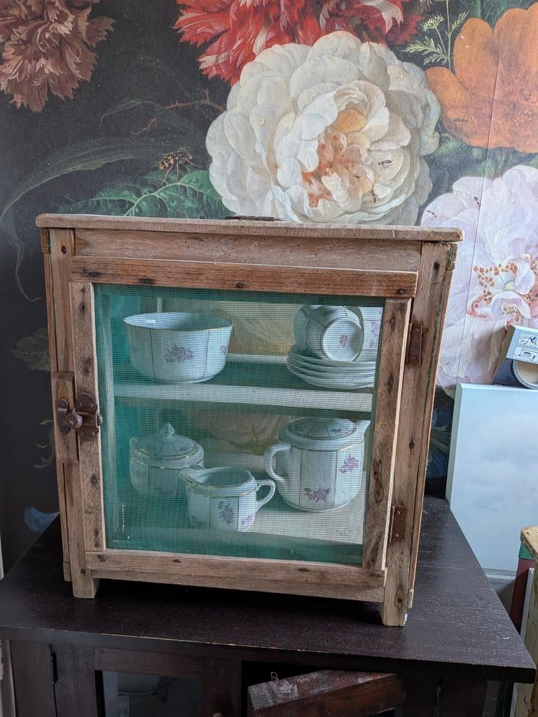 Vintage houten vliegenkastje / voorraadkastje, Antiek en Kunst, Ophalen of Verzenden
