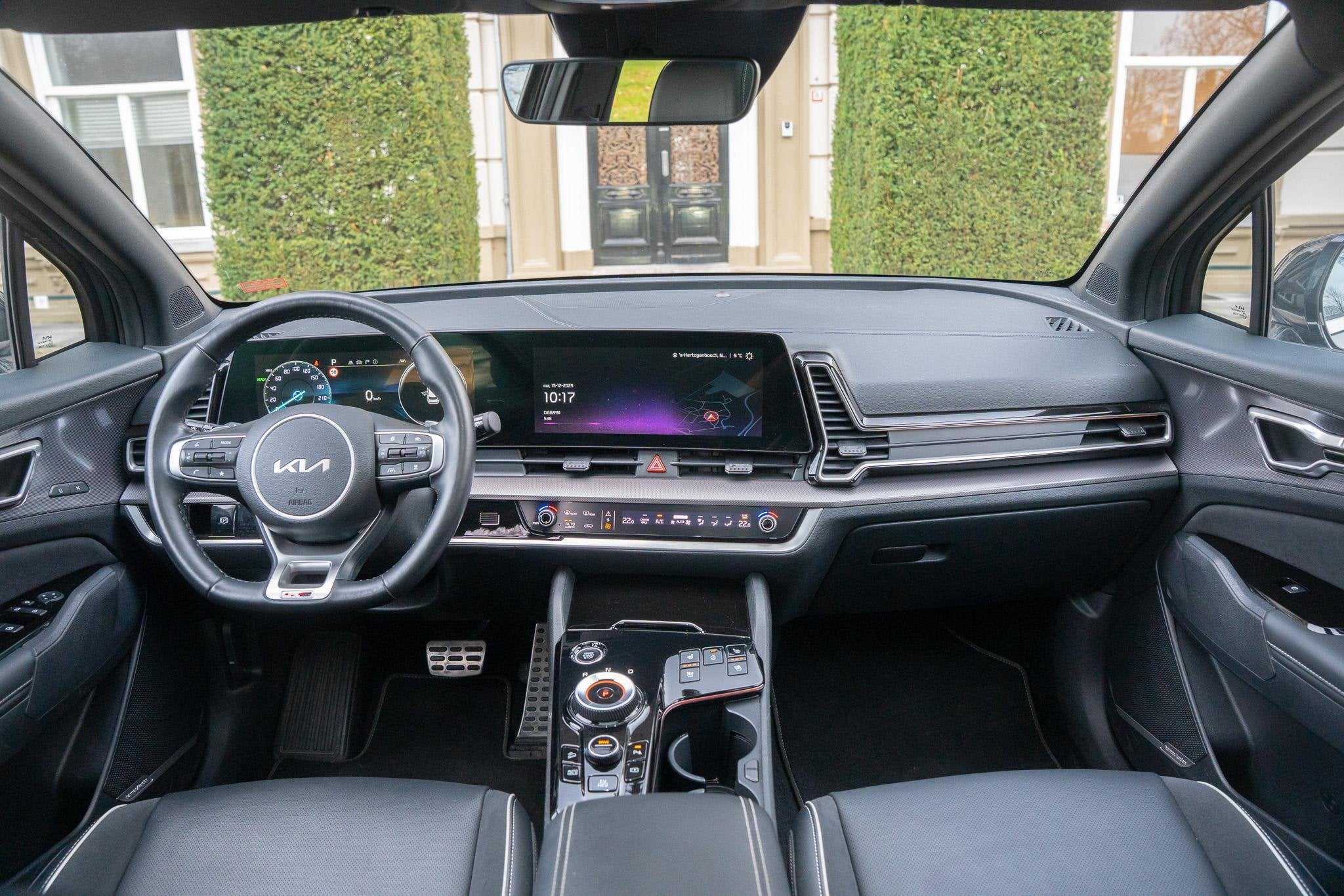 Kia Sportage 1.6 T-GDi Plug-in Hybrid AWD GT-PlusLine PANO |, Auto's, Automaat, 14 kWh, Gebruikt, Euro 6