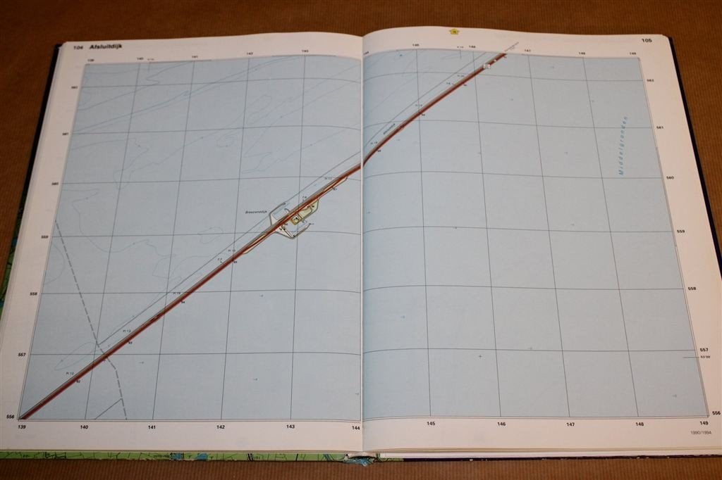 Grote Provincie Atlas Friesland [1995] — 1:25.000, Gelezen, Ophalen of Verzenden, Landkaart, 1800 tot 2000