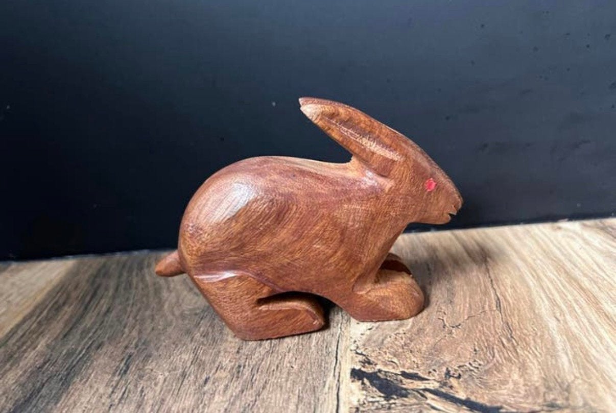 Houten Konijn Beeldje, Verzamelen, Ophalen of Verzenden, Zo goed als nieuw, Dier