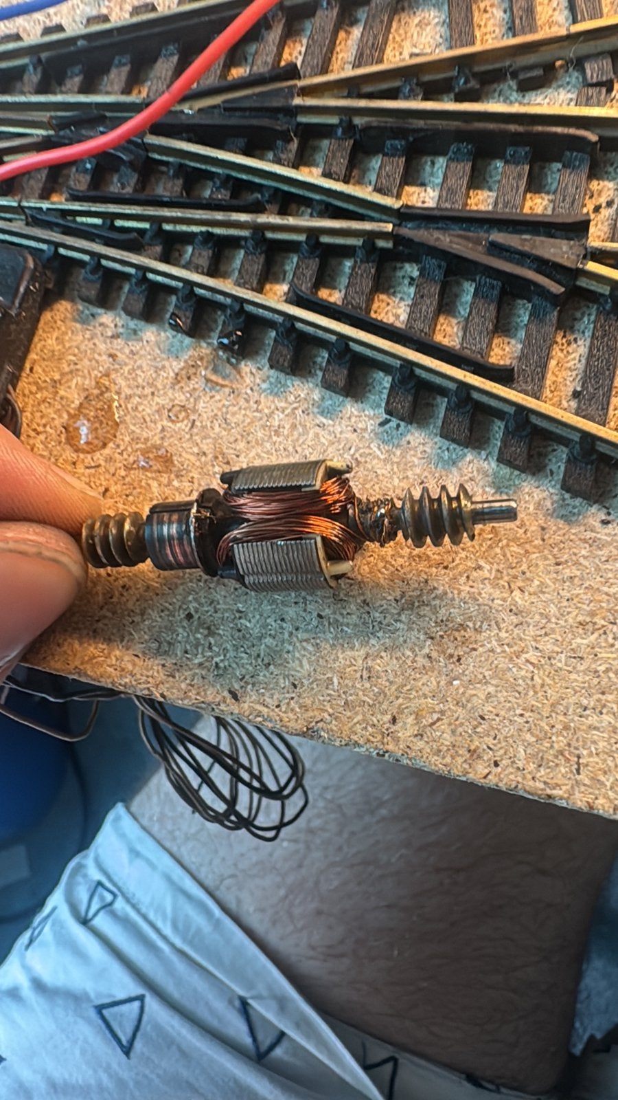 Op aanvraag: Klokanker van een Hornby SNCF BoBo | 1/87 h0, Overige merken, Gebruikt, Ophalen of Verzenden, Gelijkstroom