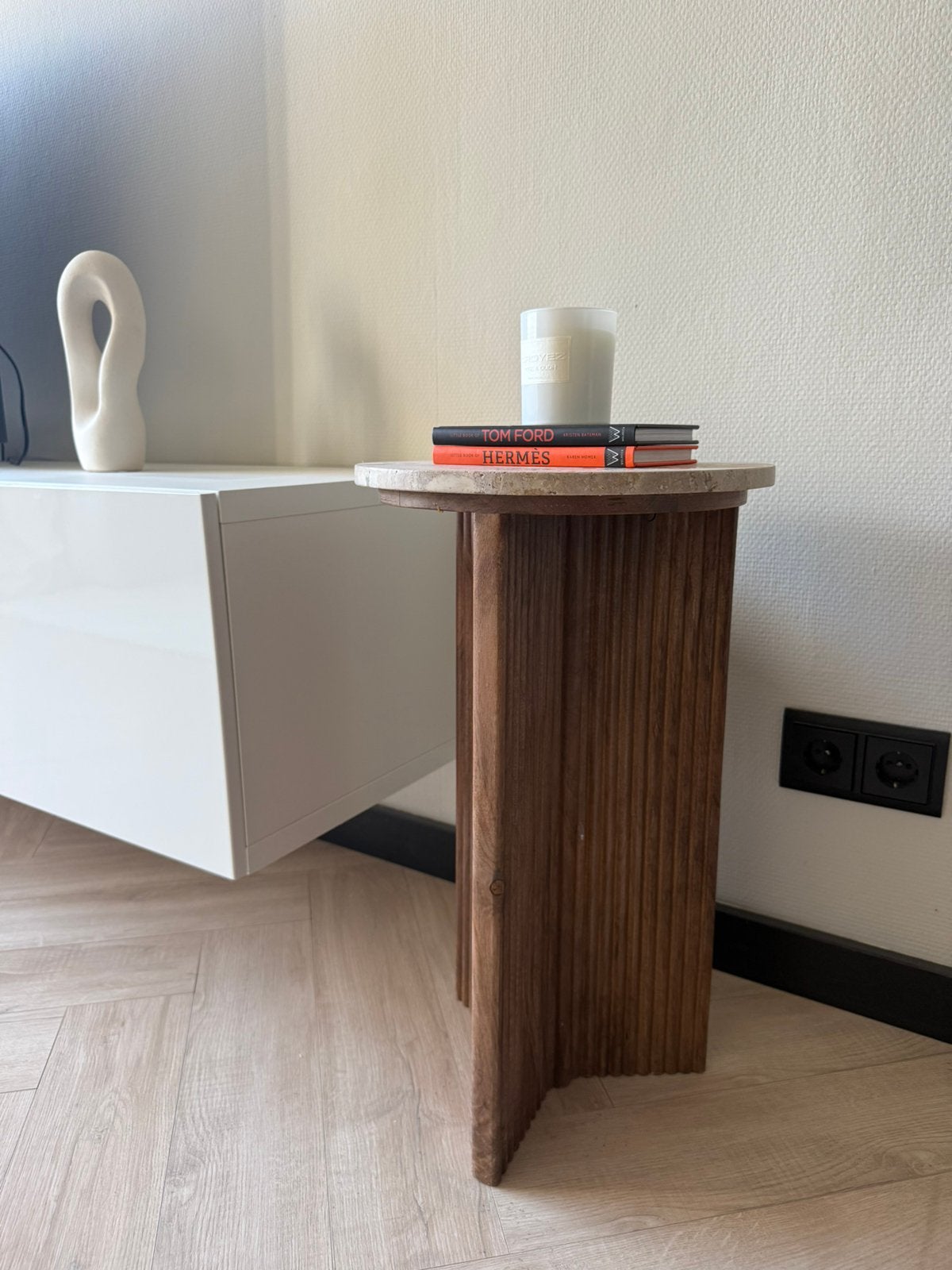 Bijzettafel / nachtkastje, Minder dan 55 cm, Zo goed als nieuw, Hout, Ophalen