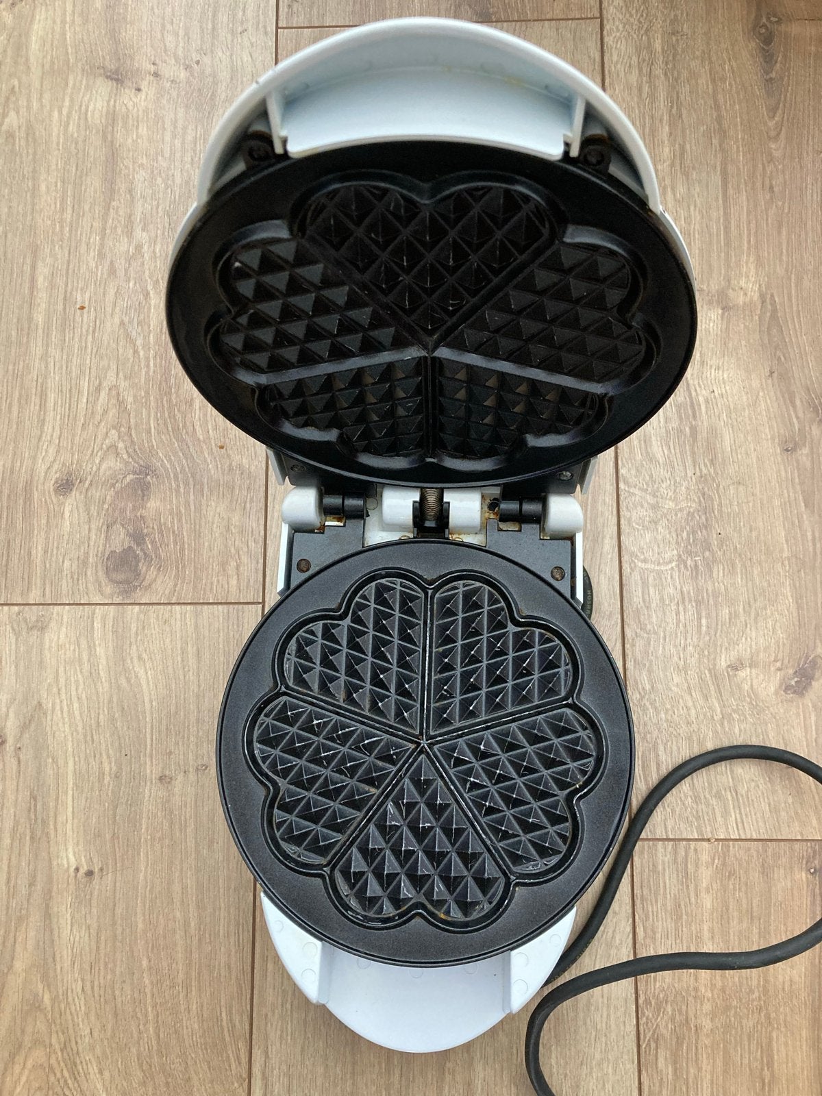 Wafelijzer voor hartvormige wafels, Witgoed en Apparatuur, Ophalen, Gebruikt