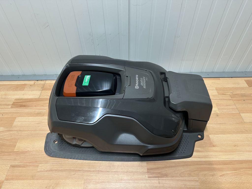 HUSQVARNA 315X AUTOMOWER, Gebruikt, Husqvarna