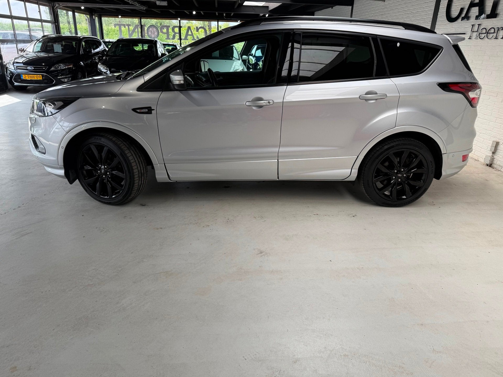 Ford Kuga 1.5 EcoBoost ST Line 2018 Panodak Camera Trekhaak, Auto's, 4 cilinders, 150 pk, Leder en Stof, Origineel Nederlands