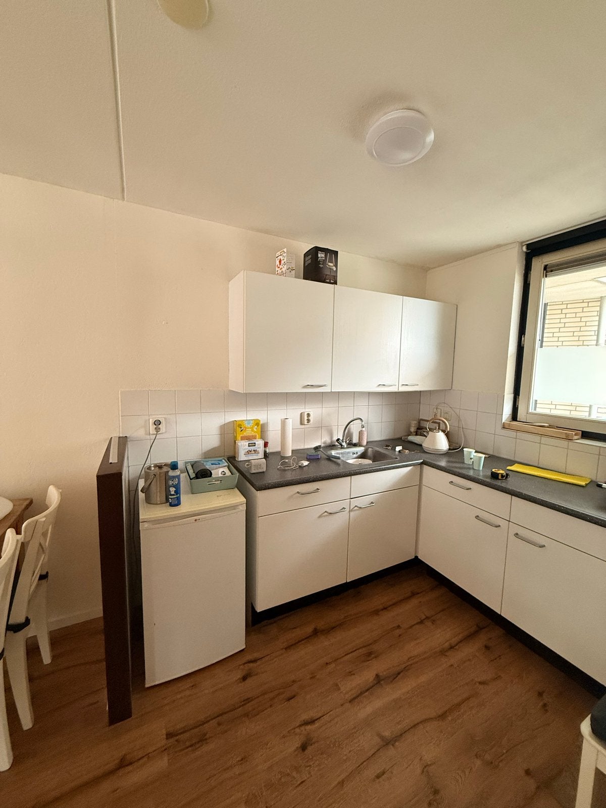 Compacte hoekkeuken met spoelbak, Huis en Inrichting, Ophalen, Gebruikt, Wit, Hoekkeuken