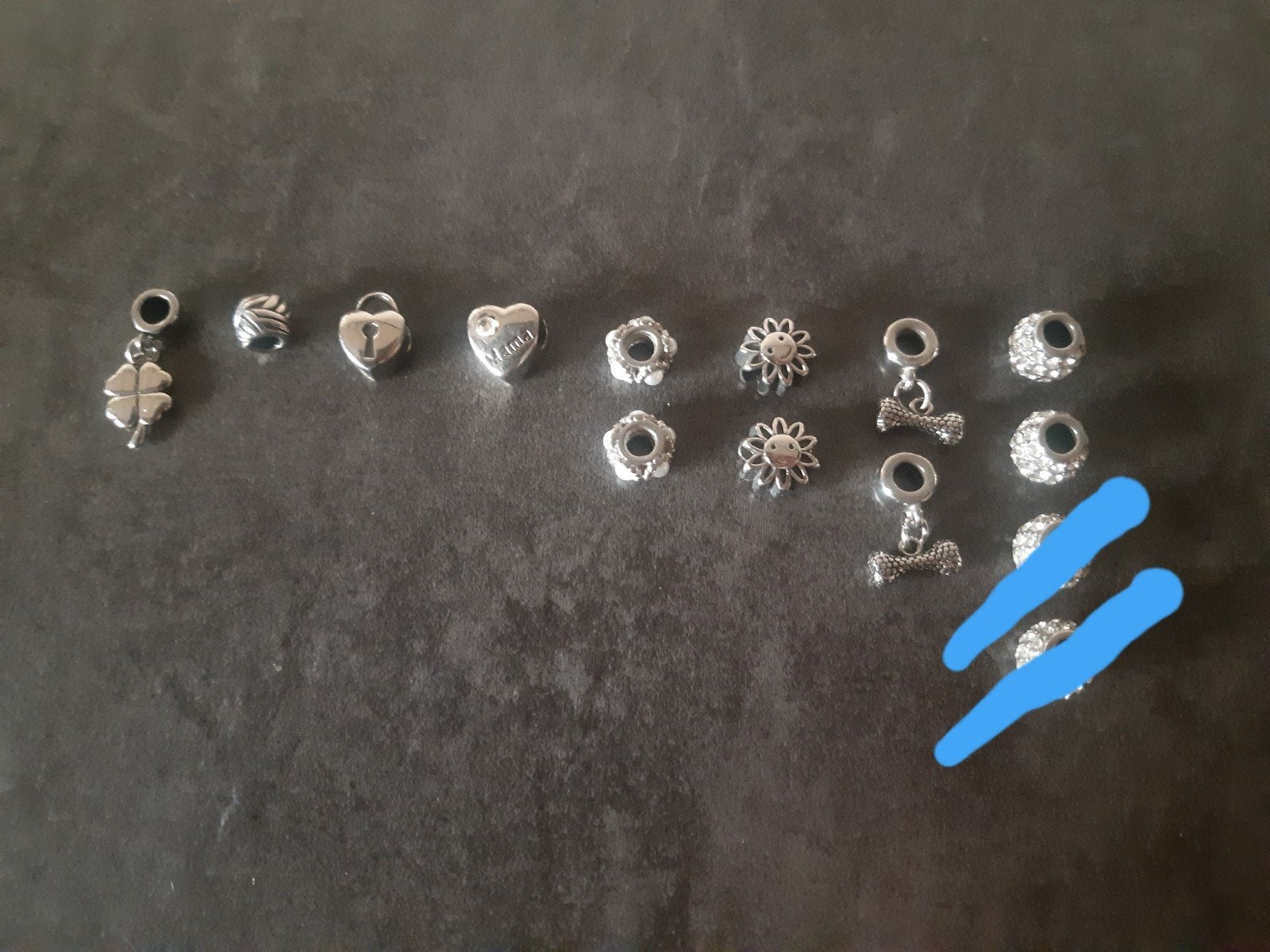 Herinnerings Bedels ( 12 ), Overige materialen, Zo goed als nieuw, 4 bedels of meer, Ophalen