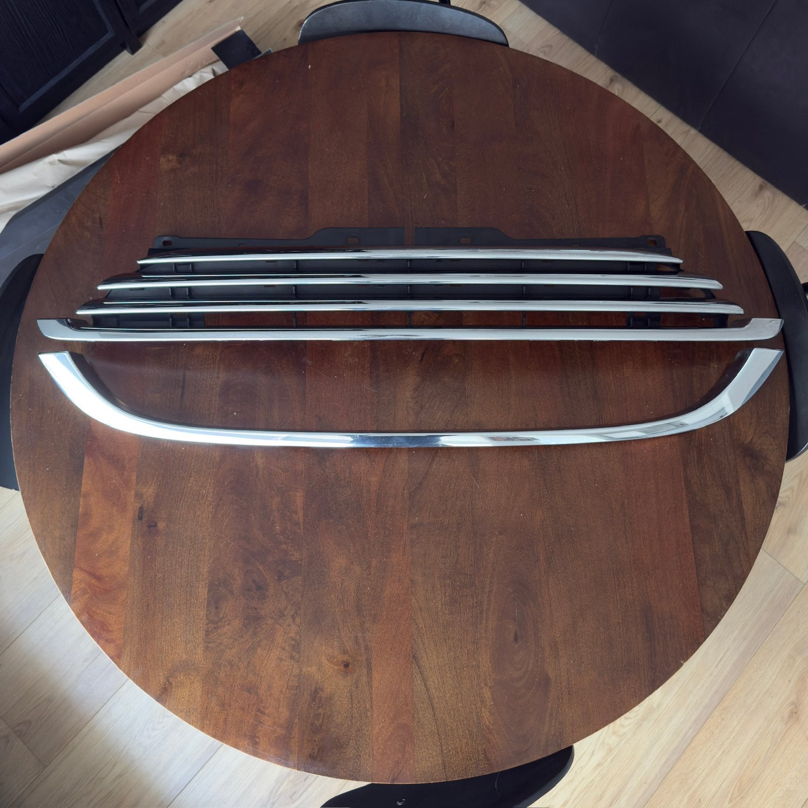 GRILL ORIGINEEL MINI COOPER R56/57/55 CHROOM CHROME ZILVER, Ophalen of Verzenden, Zo goed als nieuw