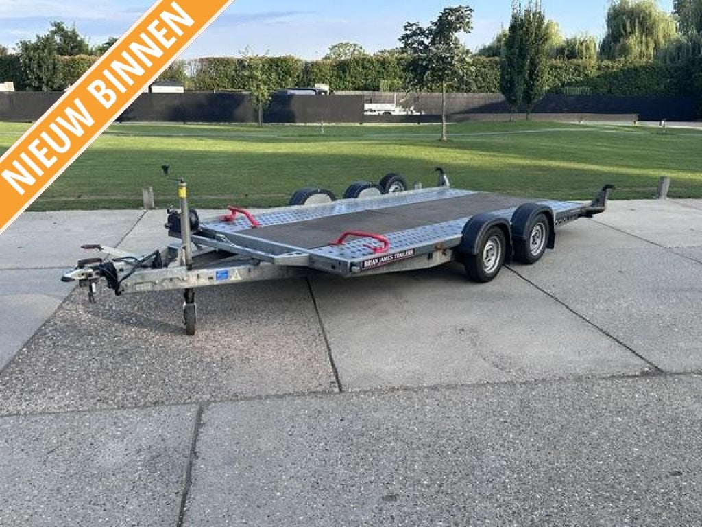 Brian James Trailers A4 autotransporter / autoambulance