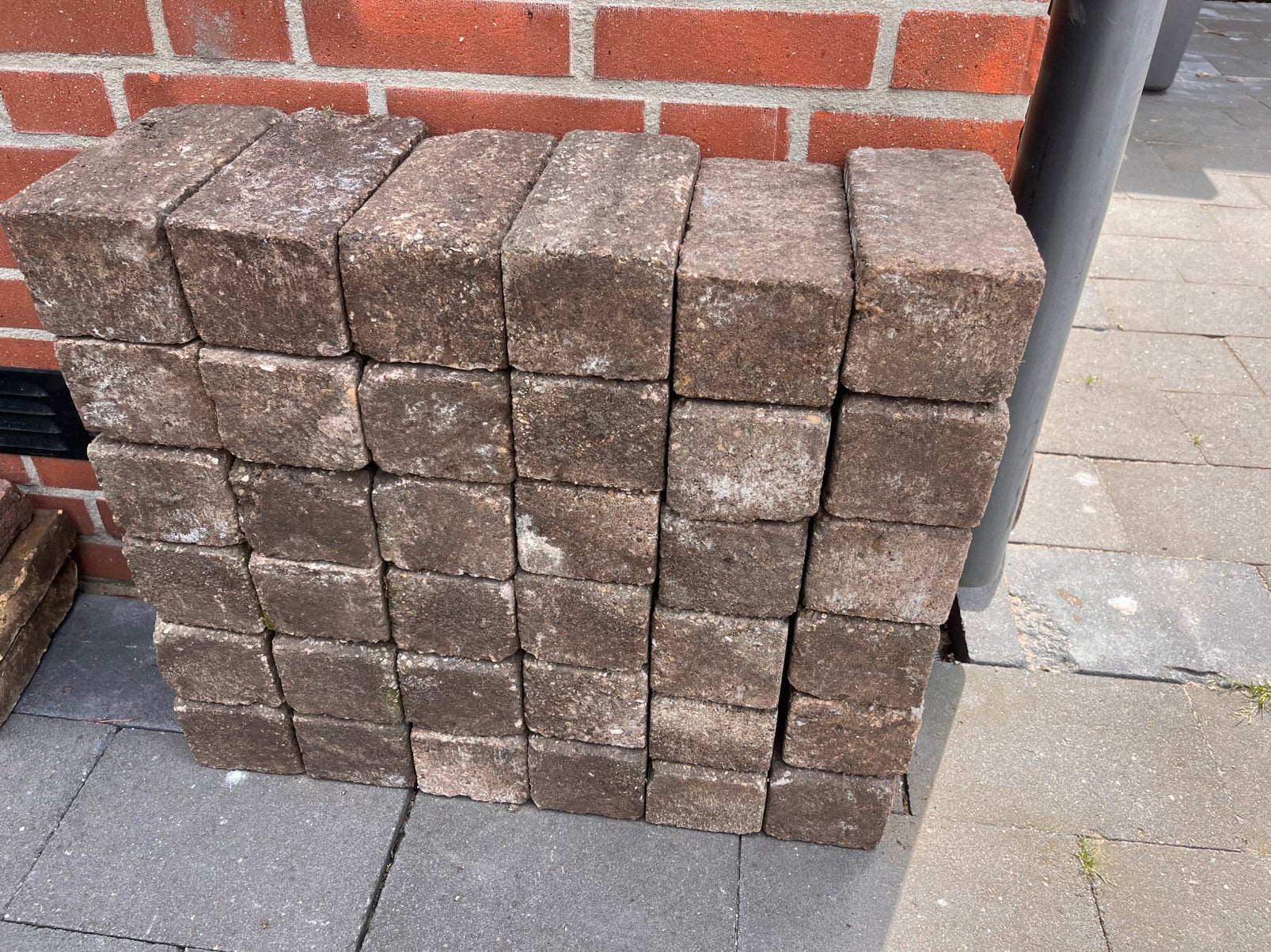 Bakstenen - GRATIS - 21x10x9 cm, Ophalen, Gebruikt, Beton, Klinkers