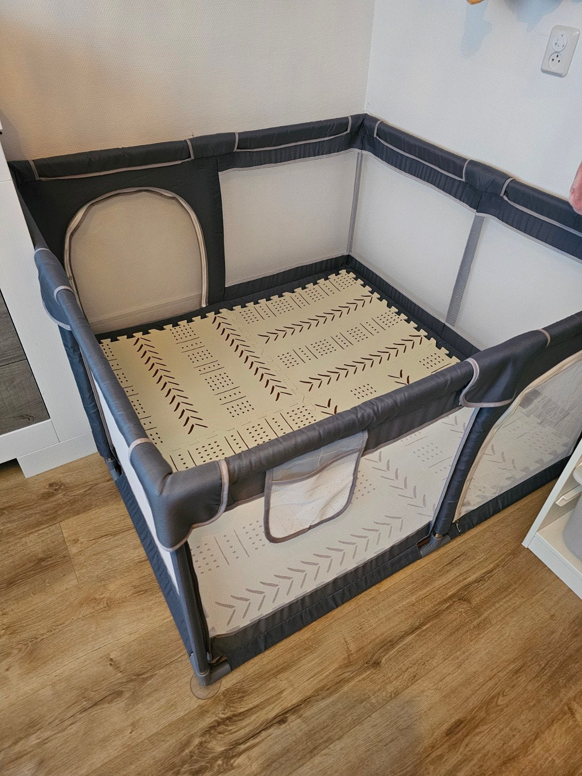 Grondbox, Inclusief rubbermatten, Kinderen en Baby's, Boxen, Ophalen, Zo goed als nieuw