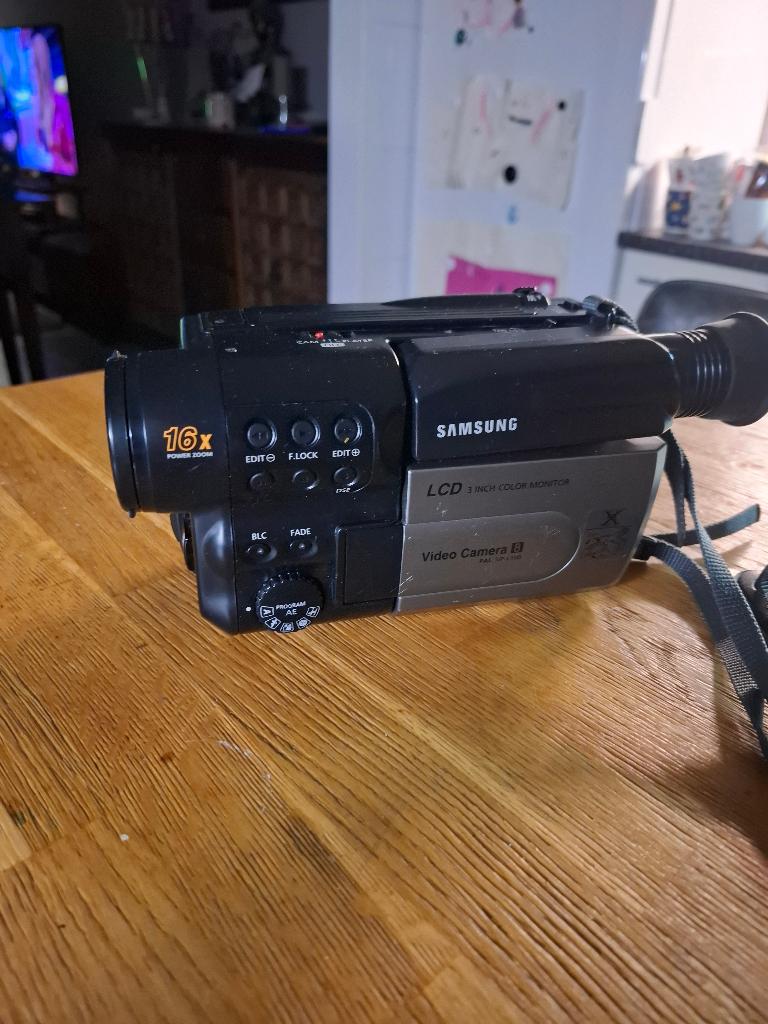 Camcorder Samsung, Ophalen, Gebruikt, Overige soorten, 8 tot 20x
