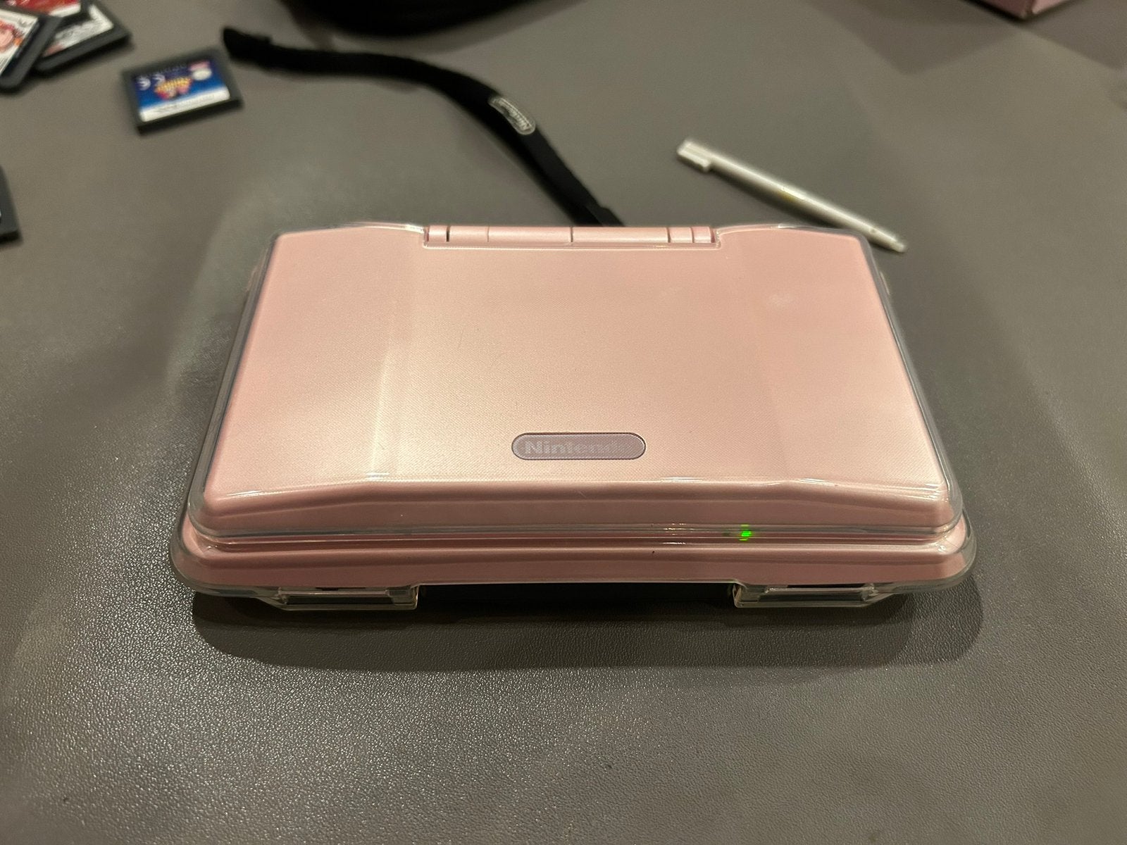 Nintendo DS incl case, doos en lader en Nintendo DS spellen, Spelcomputers en Games, Met games, Gebruikt, DS Original of Phat
