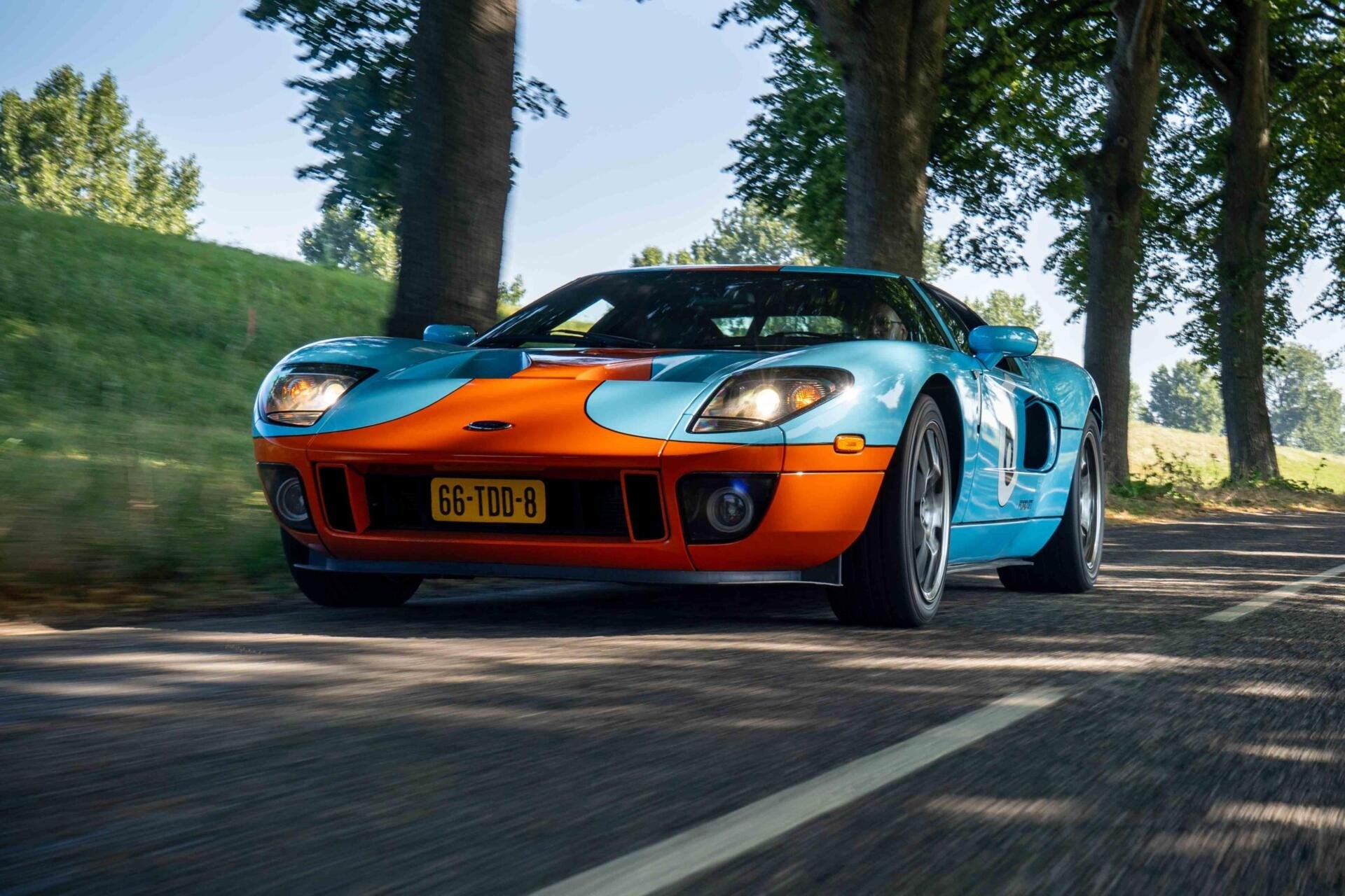 Ford GT Coupe | 2006, Lederen bekleding, Achterwielaandrijving, Zwart, Blauw