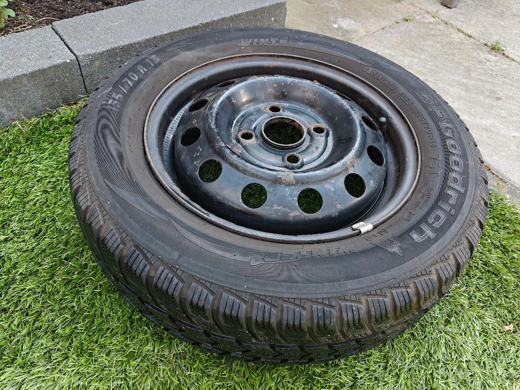 Hyundai i10 - Winterbanden op velg 4X - 155/70R/13, Ophalen