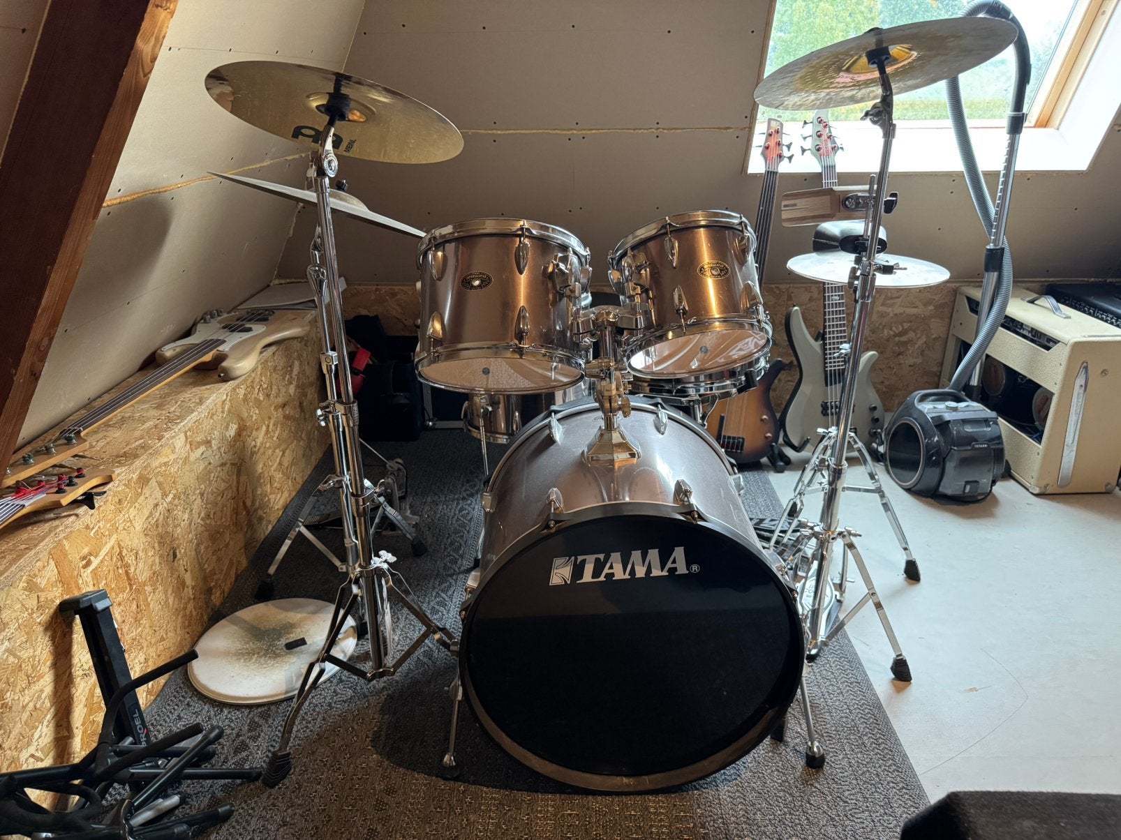 TAMA Imperialstar drumstel compleet met bekkens