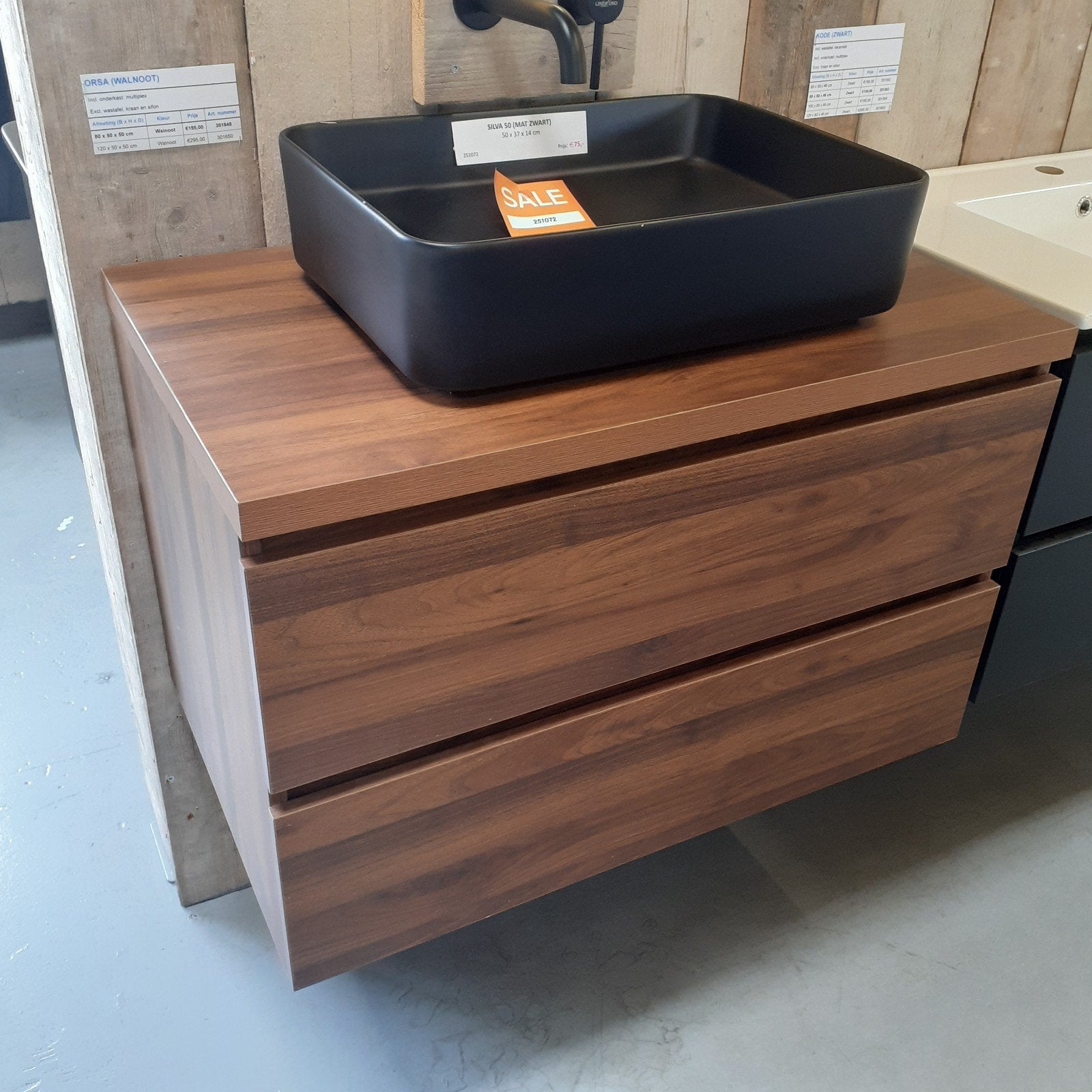 LAAGSTE PRIJS Badmeubel, houtlook walnoot, ladekast, Orsa 80, Huis en Inrichting, Woonaccessoires | Overige, Nieuw, Ophalen of Verzenden