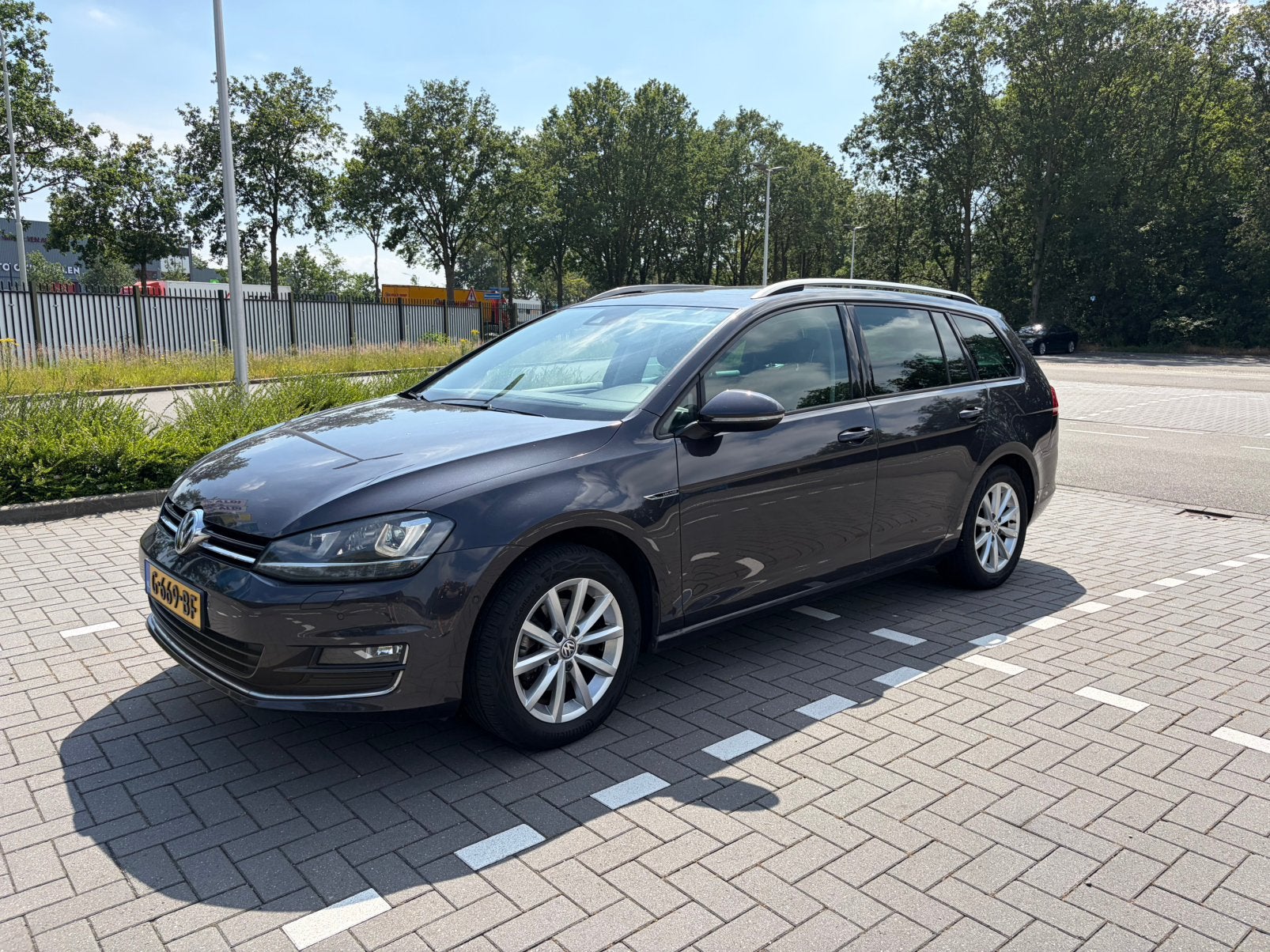 Volkswagen Golf 1.4 TSI 92KW Variant 2015 Zwart, Voorwielaandrijving, 125 pk, 4 cilinders, Zwart