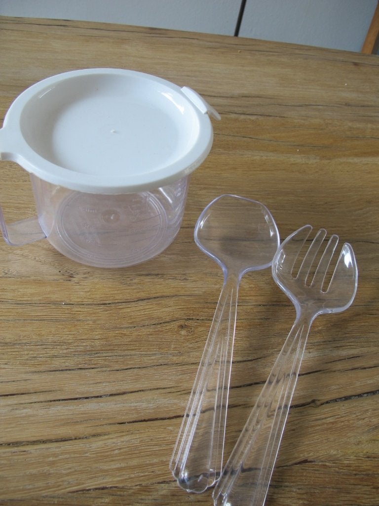 sla kom met sla couvert en maatbeker van Select, Huis en Inrichting, Keuken | Servies, Kunststof, Overige merken, Ophalen of Verzenden
