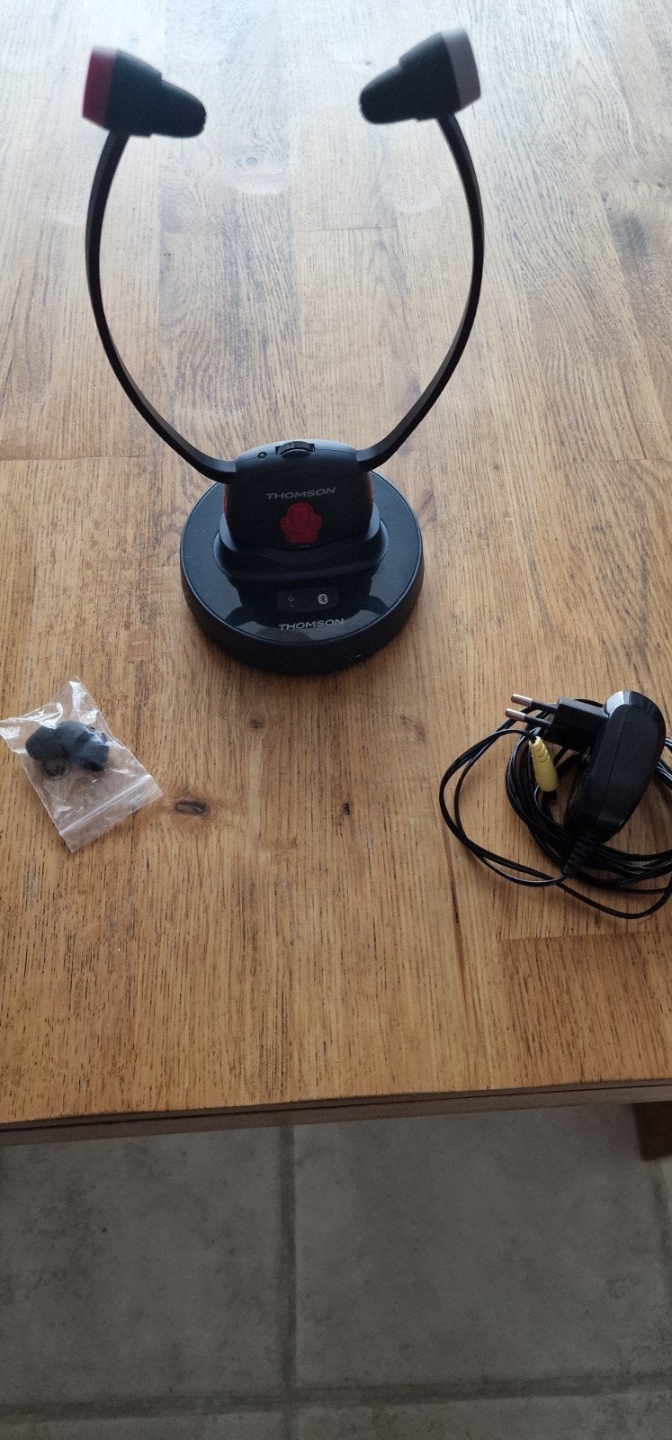 Thomson Bluetooth Hoofdtelefoon met Oplaadstation