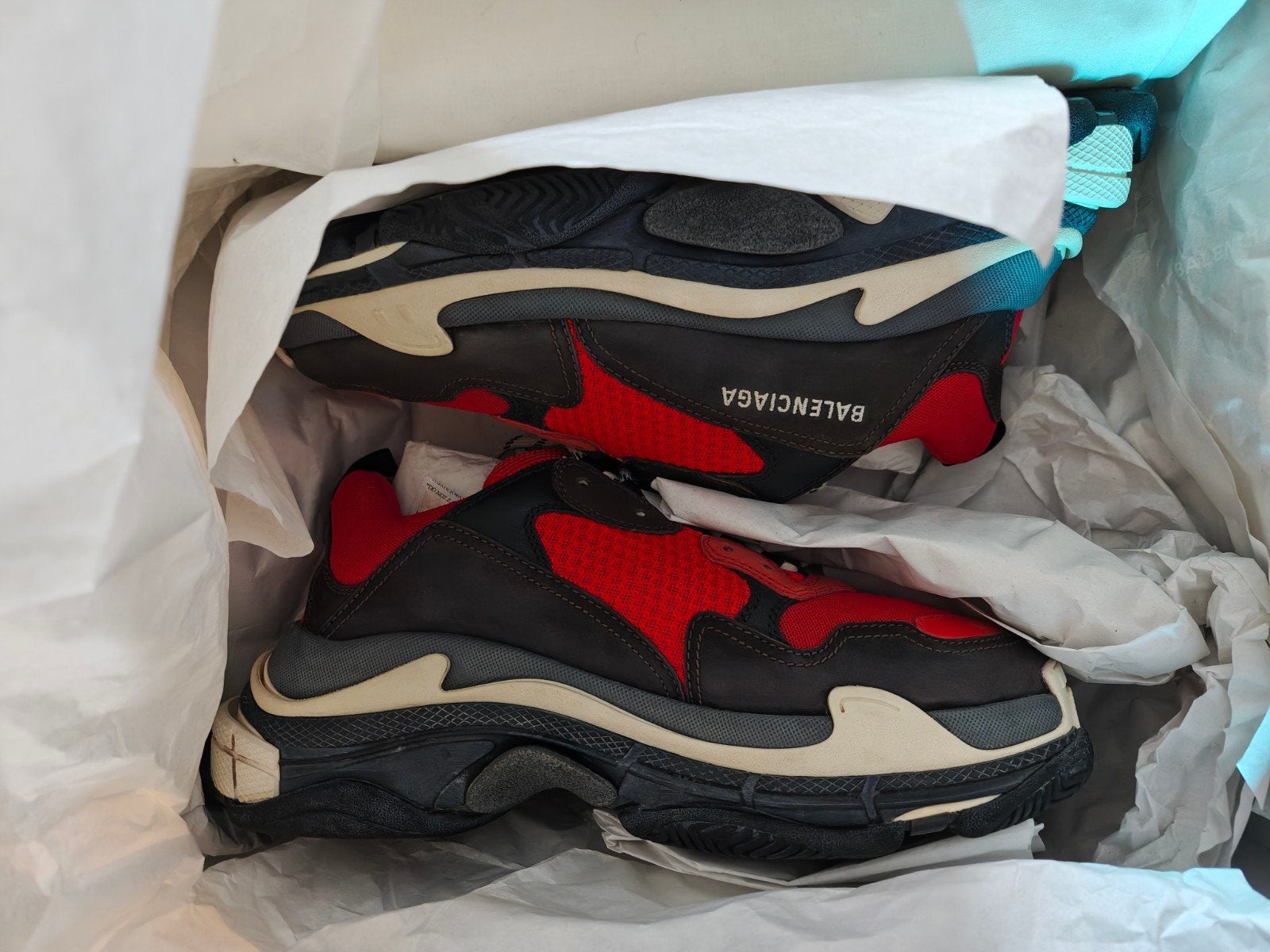Balenciaga Triple S Red maat 43, Overige kleuren, Nieuw, Ophalen of Verzenden, Balenciaga