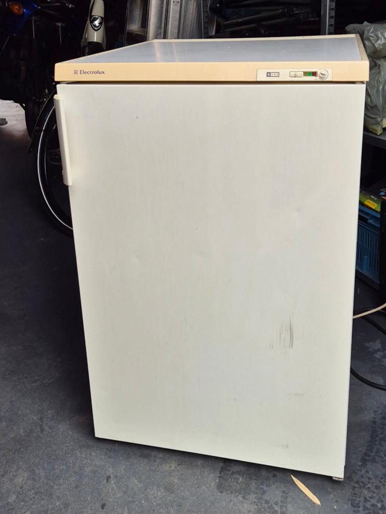 Electrolux vriezer, Gebruikt, Minder dan 60 cm, Vrijstaand, Ophalen
