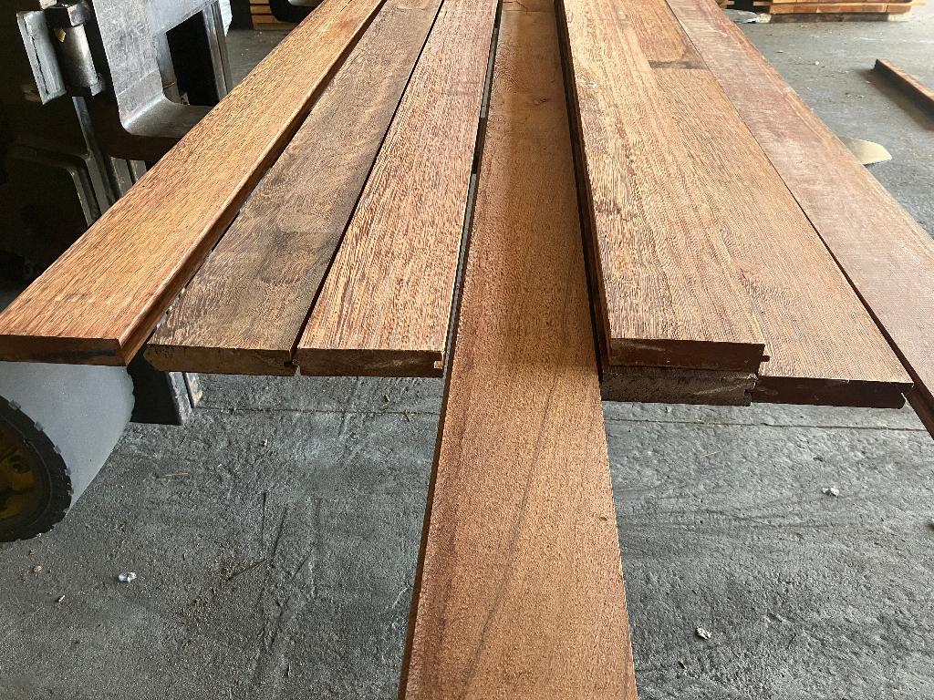 planken-vlonderplanken-Hardhout-Sucupira Vermelho-30x130 mm, Tuin en Terras, Palen, Balken en Planken, Ophalen, Overige typen