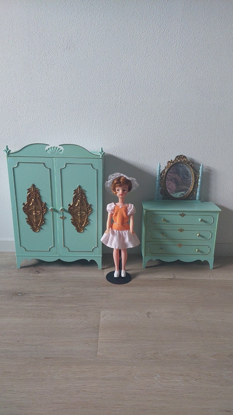 Vintage poppenhuis meubeltjes - Commode en Kledingkast, Ophalen of Verzenden, Gebruikt, Decoratie