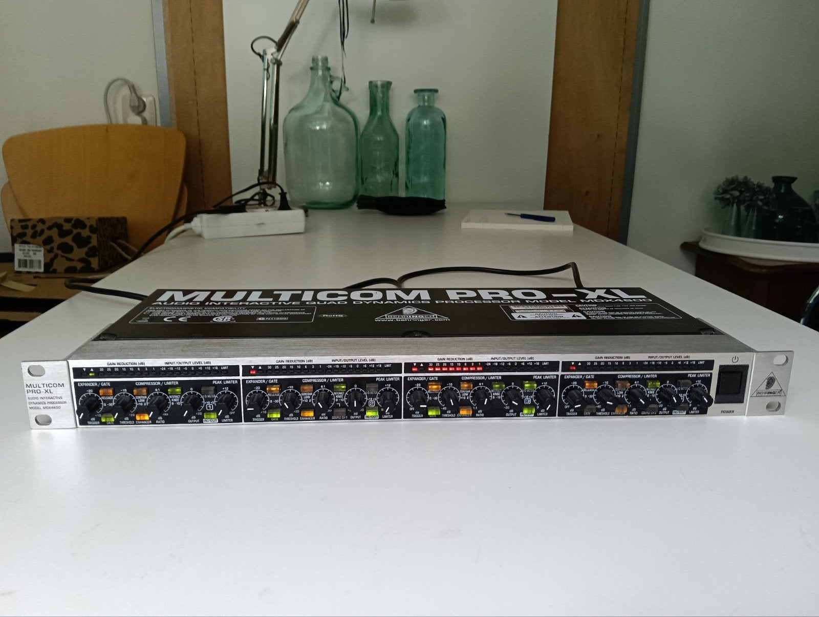 Behringer Multicom Pro-XL MDX4600, Muziek en Instrumenten, Ophalen of Verzenden, Gebruikt, Minder dan 5 kanalen