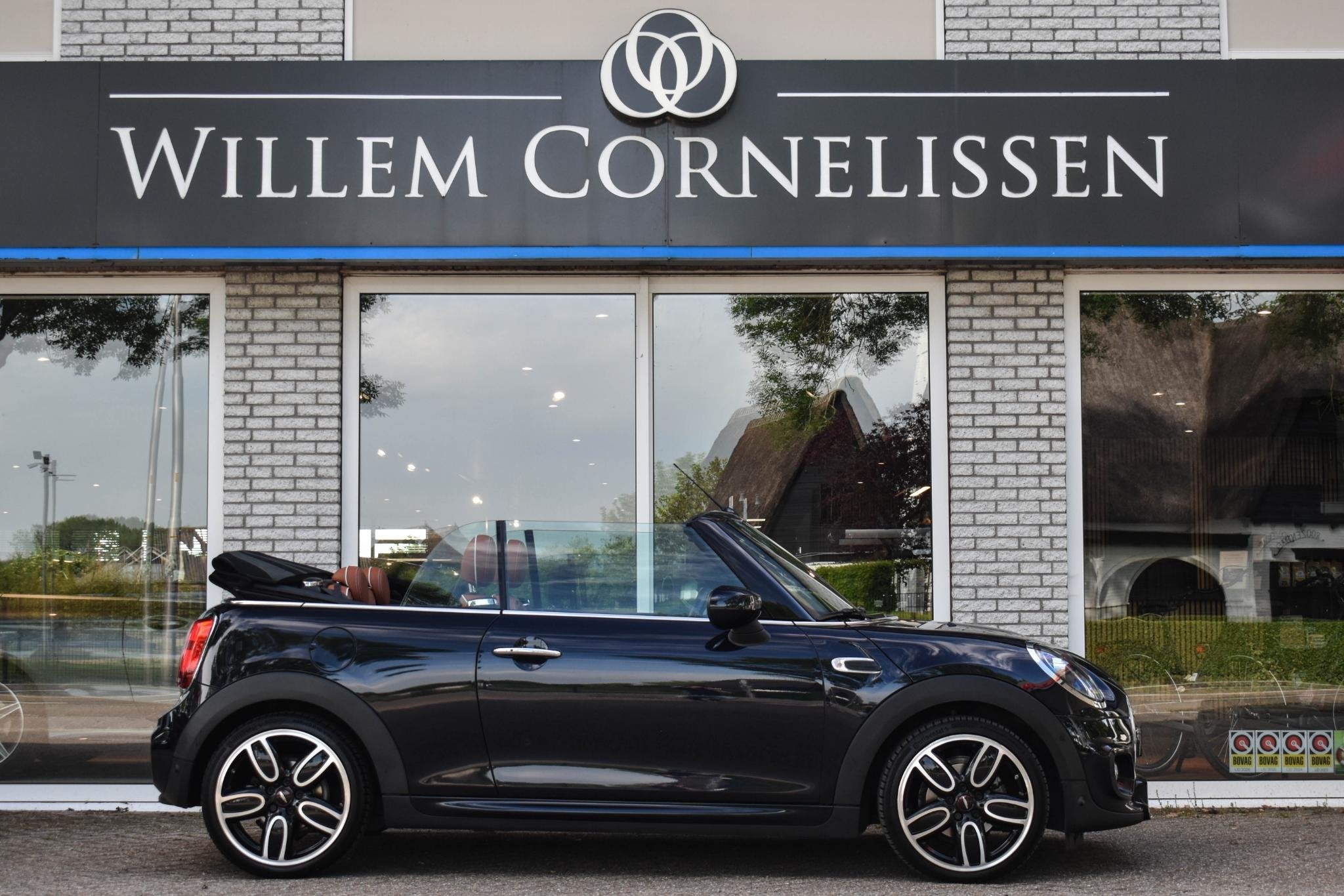 MINI Cabrio 1.5 Cooper Aut. JCW Pack Leder Navi Pro Apple Ha, Dealer onderhouden, 136 pk, Gebruikt, Euro 6