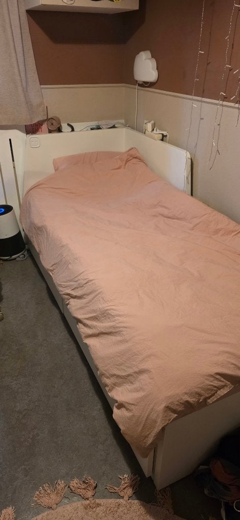 Ikea Flekke bed, Huis en Inrichting, Ophalen, Verstelbaar, Eenpersoons, Wit