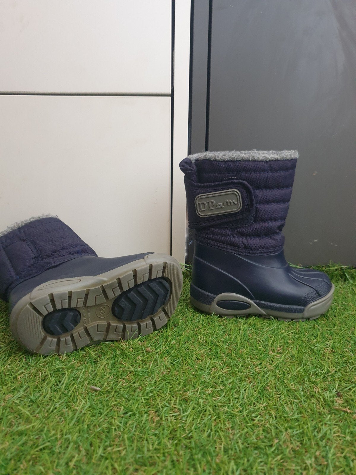 Zo goed als nieuwe snowboots maat 23, Ophalen, Zo goed als nieuw, Jongen of Meisje, Laarzen