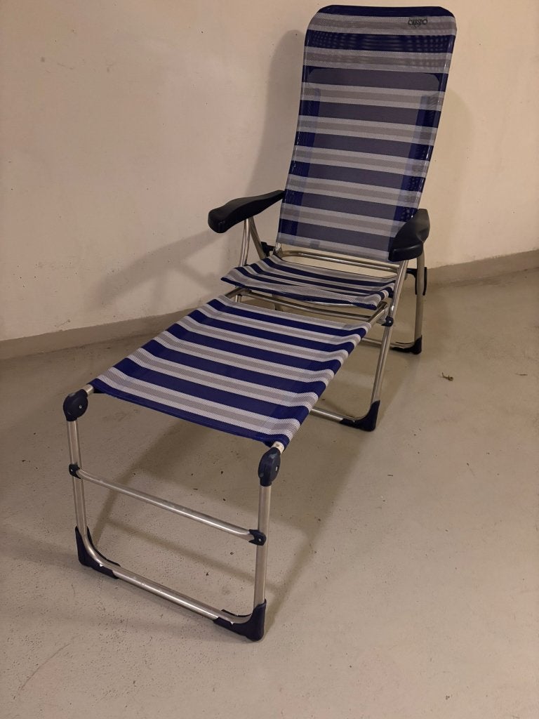 Crespo campingstoel met voetenbank, Ophalen, Zo goed als nieuw, Campingstoel